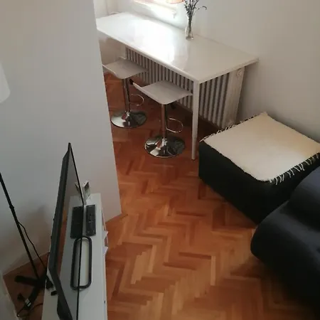 Apartment Oranz