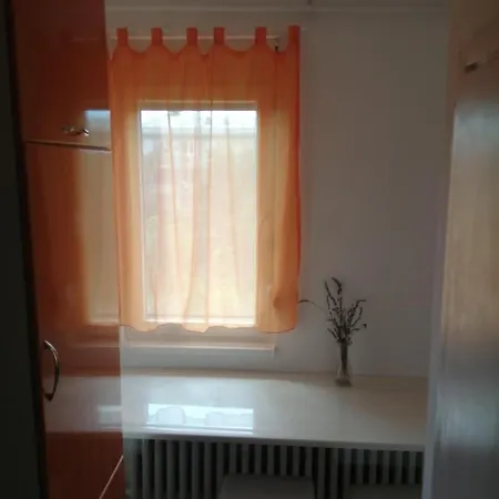 Oranz Apartment Kladovo